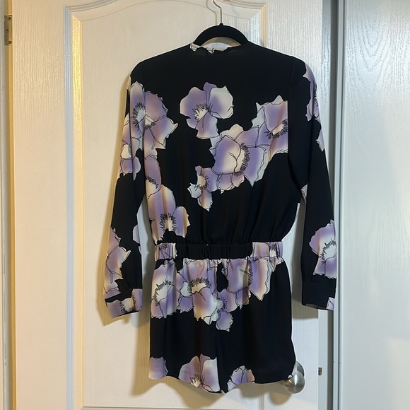 Marciano jumpsuit, black with lilac flower print, size 2 - Picture 2 of 2